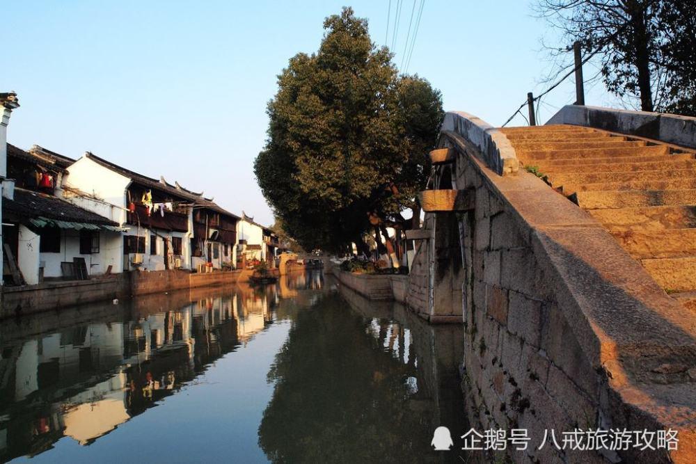 杨开慧的次子,幼年卖过报纸,37岁娶了大嫂妹妹,10年后生下1子