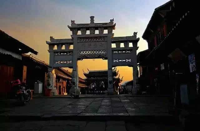 救援卡通熊仔